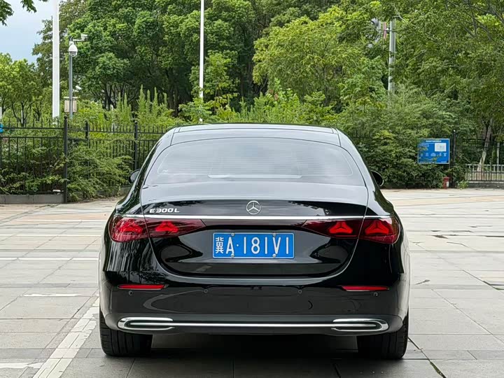Mercedes-Benz E-Class, 2025 — фото 3 из 9