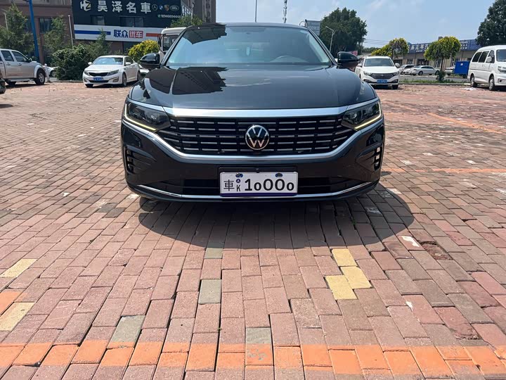 Volkswagen Passat, 2023 — фото 3 из 9