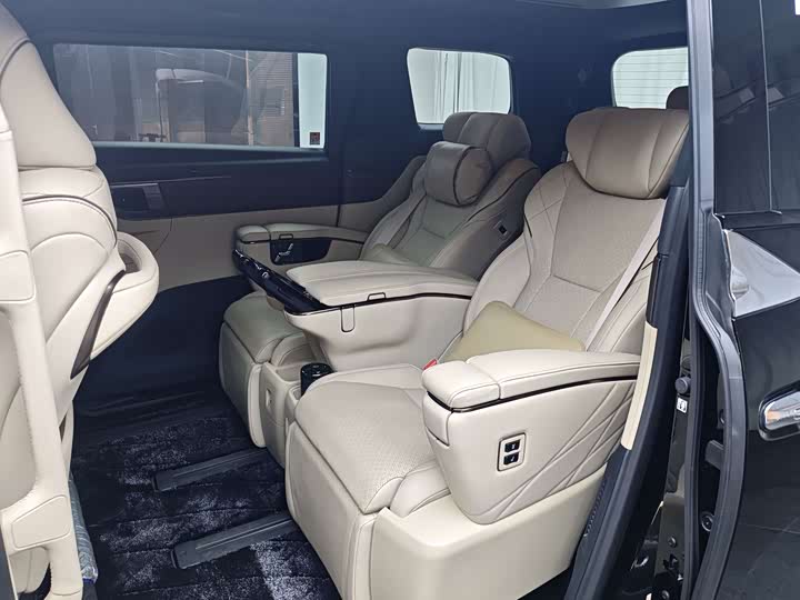 Toyota Vellfire, 2023 — фото 9 из 9