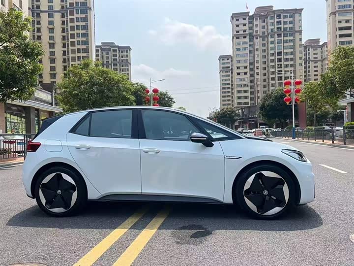 Volkswagen ID.3, 2021 — фото 6 из 9