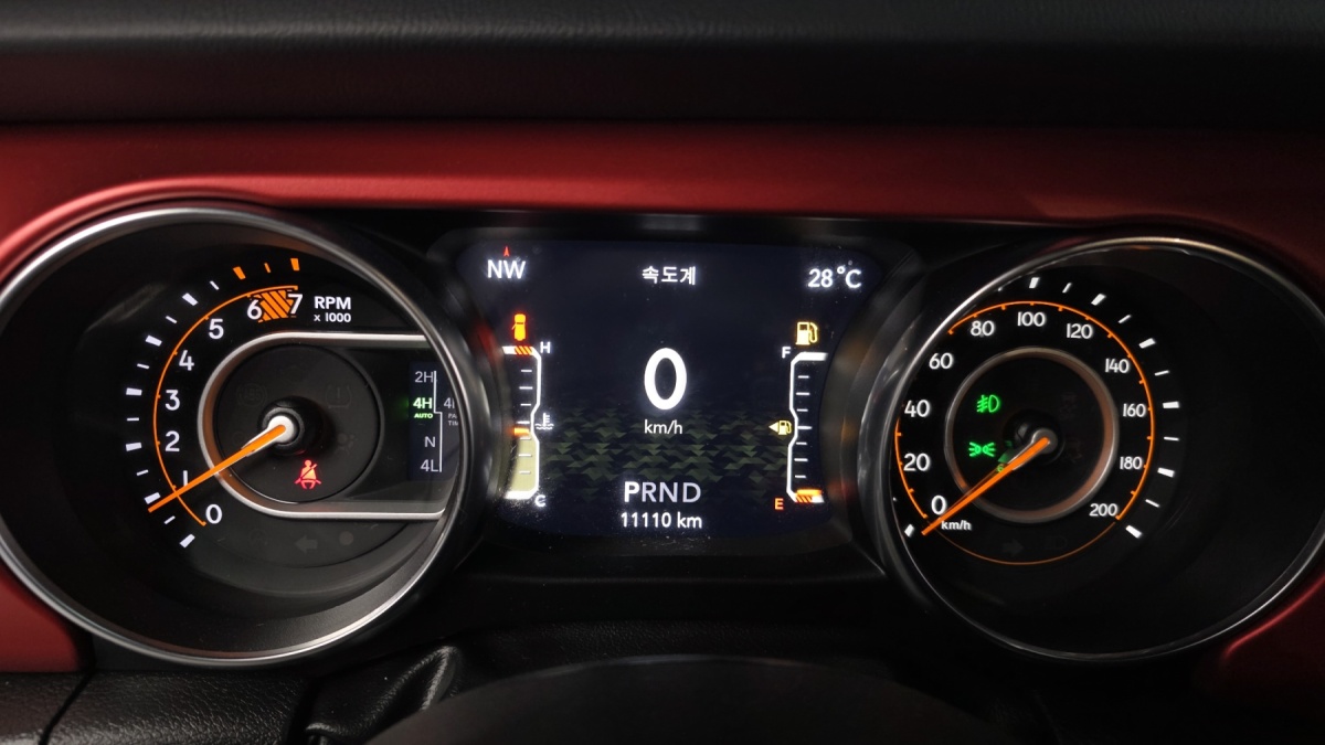 Jeep Wrangler, 2023 — фото 7 из 12