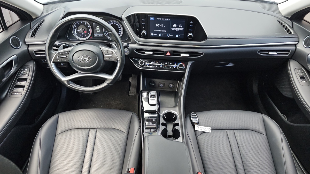 Hyundai Sonata, 2023 — фото 6 из 12