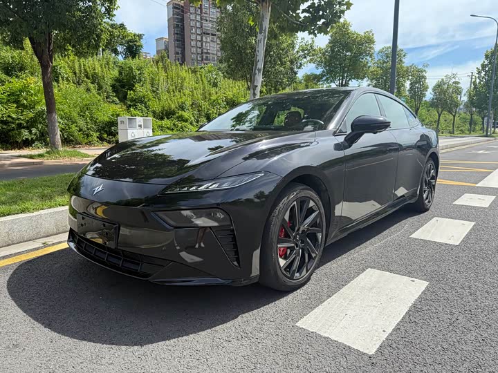 Dongfeng Yipai eπ 007, 2024 — купить в Саранске под ключ