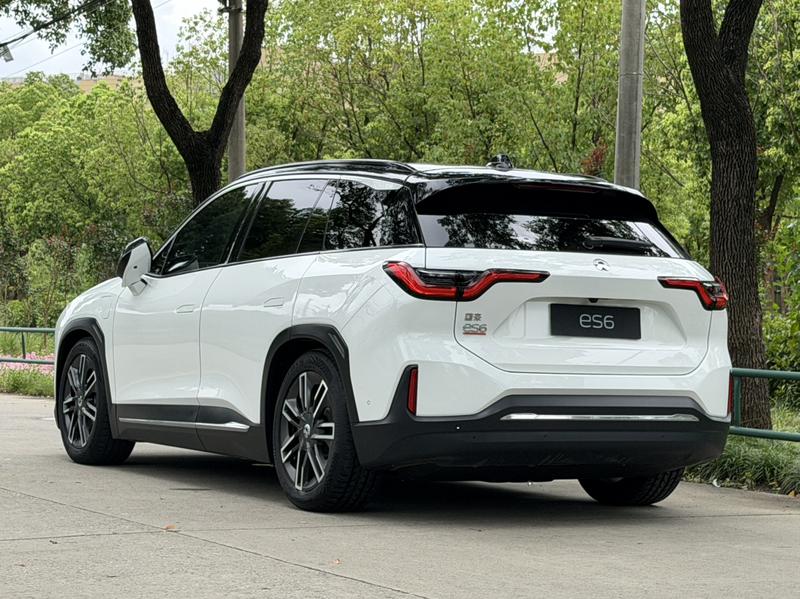 Nio ES6, 2021 — фото 4 из 12