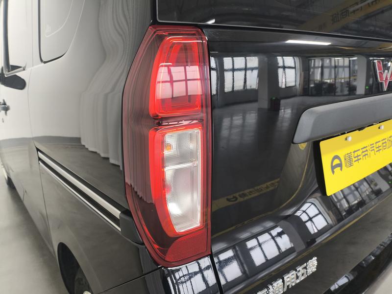 Wuling Sunshine EV, 2025 — фото 10 из 12