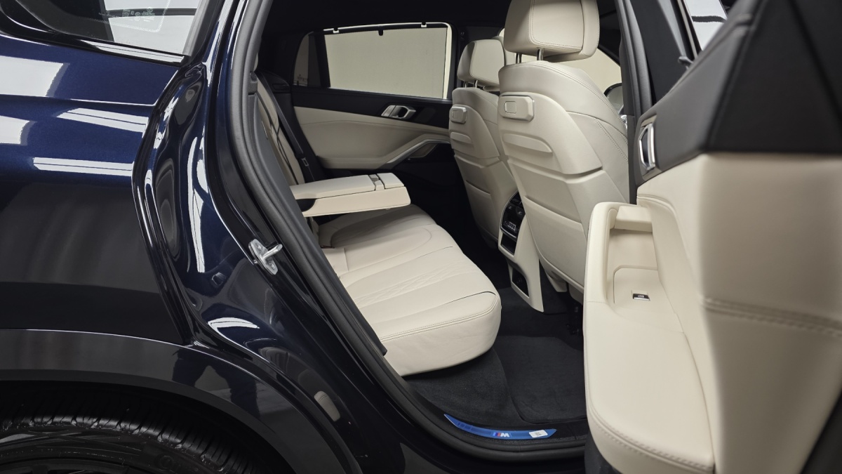 BMW X6, 2025 — фото 11 из 12