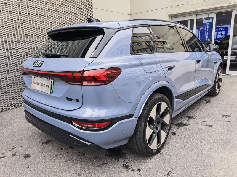 Audi Q6L e-tron, 2025 — фото 3 из 10