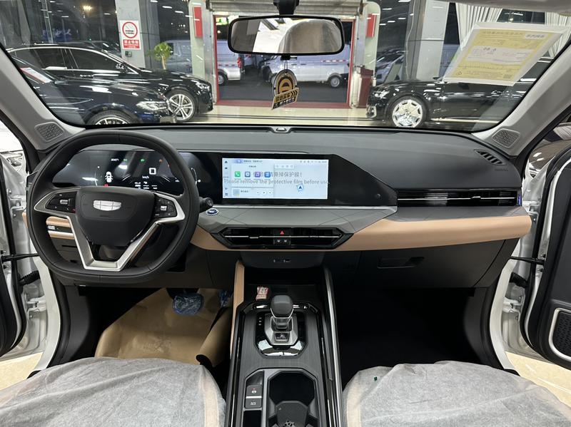 Geely Okavango Pro, 2025 — фото 7 из 11
