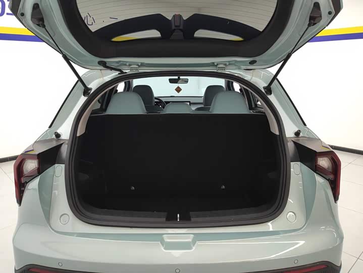 Geely Geometry E Firefly, 2023 — фото 4 из 9