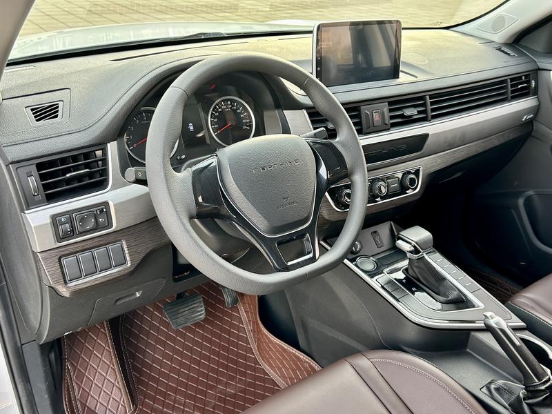 Dongfeng Forthing T5, 2022 — фото 8 из 11