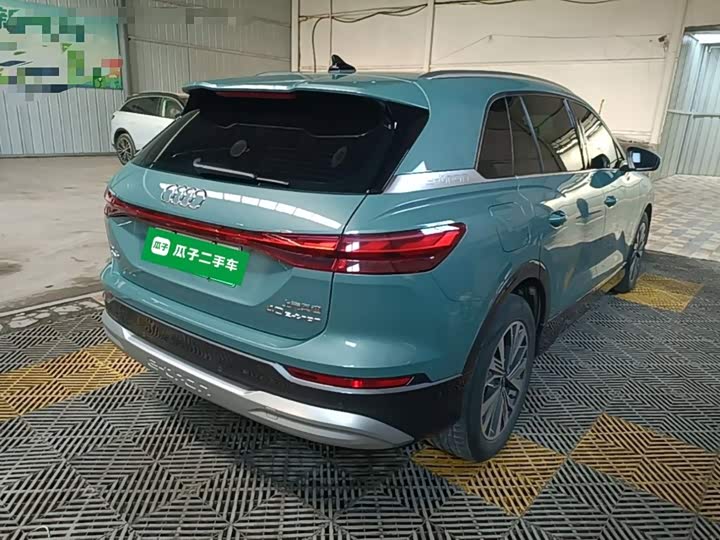 Audi Q5 e-tron, 2024 — фото 7 из 9