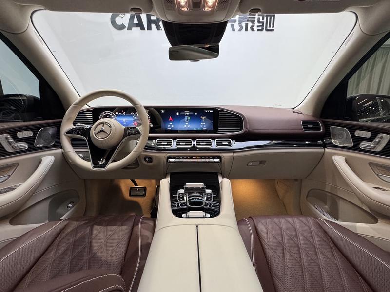 Mercedes-Benz Maybach GLS, 2026 — фото 8 из 12