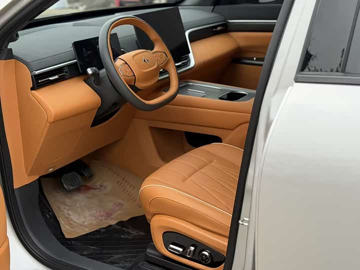 Dongfeng Yipai eπ 008, 2024 — фото 5 из 9
