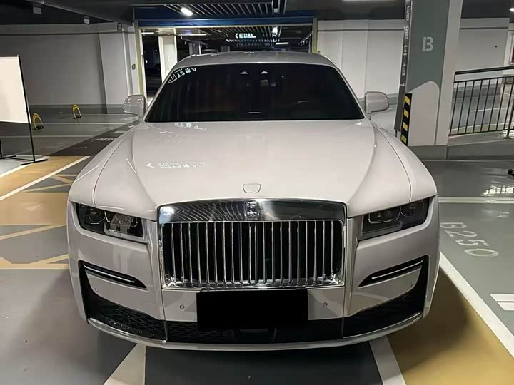 Rolls-Royce Ghost, 2025 — купить в Иванове под ключ