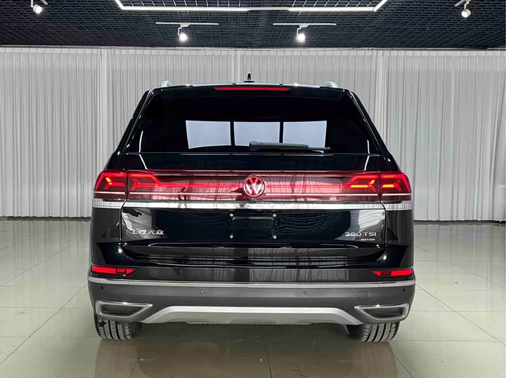 Volkswagen Teramont X, 2024 — фото 5 из 9