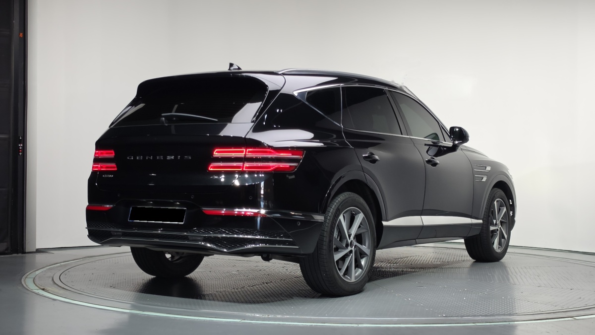 Genesis GV80, 2023 — фото 2 из 12