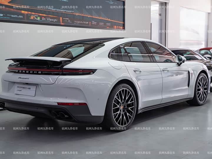 Porsche Panamera, 2025 — фото 8 из 9