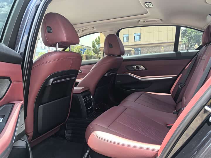 BMW 3 Series, 2022 — фото 8 из 9