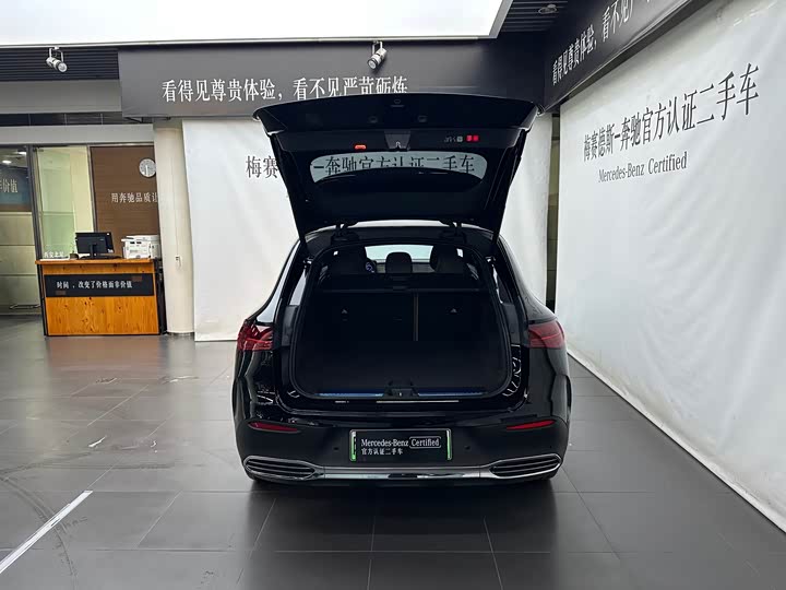 Mercedes-Benz EQE SUV, 2025 — фото 8 из 9