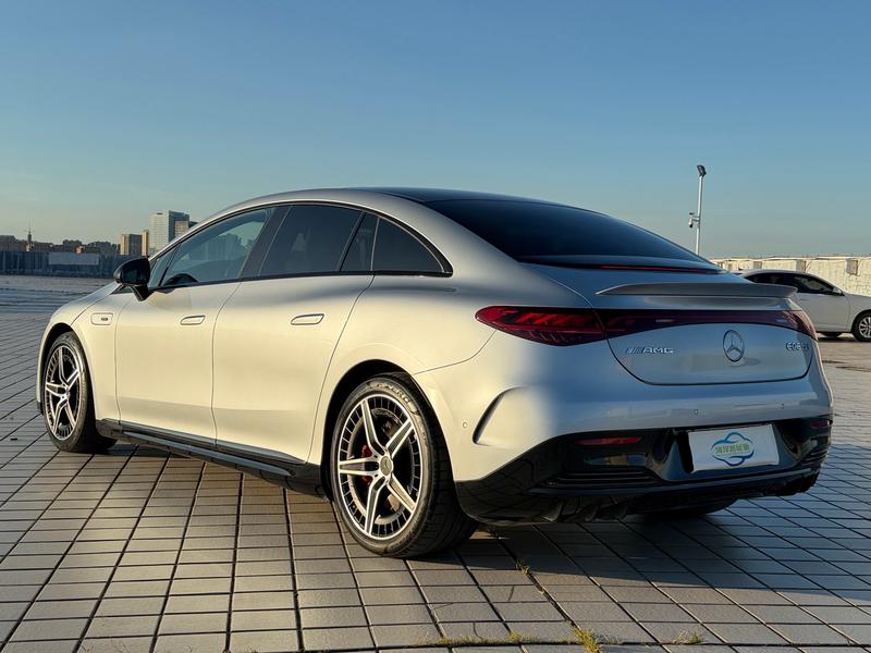 Mercedes-Benz EQE AMG, 2023 — фото 5 из 12