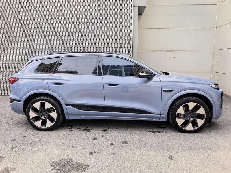 Audi Q6L e-tron, 2025 — фото 4 из 10