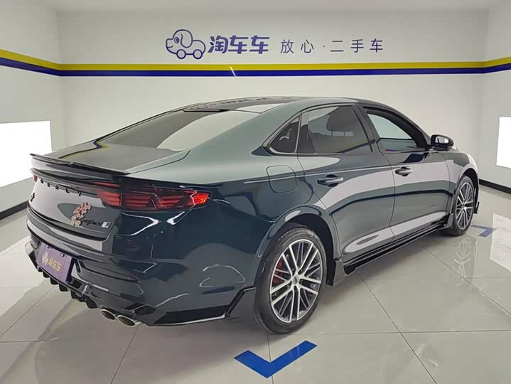 Geely Preface, 2024 — фото 3 из 9