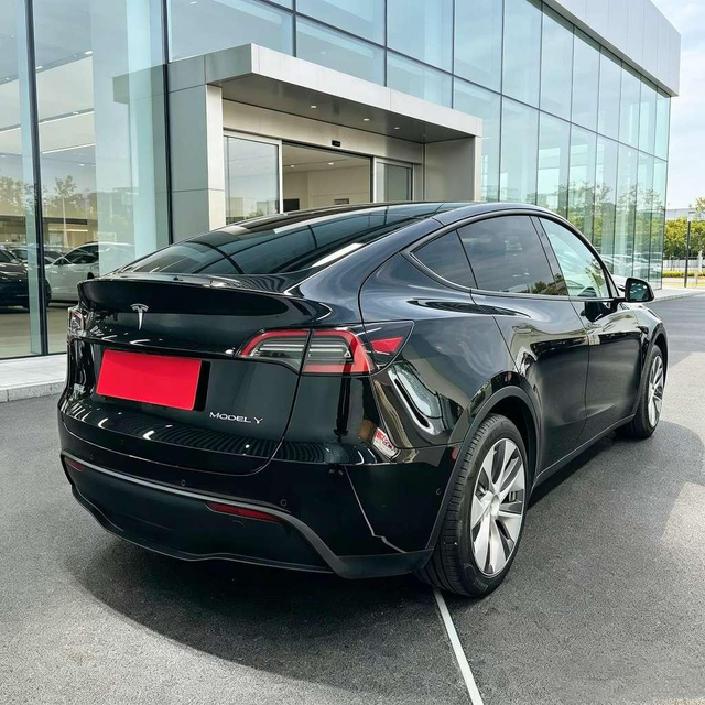 Tesla Model Y, 2022 — фото 6 из 10