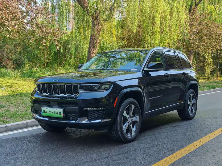 Jeep Grand Cherokee Hybrid, 2025 — купить в Чебоксарах под ключ
