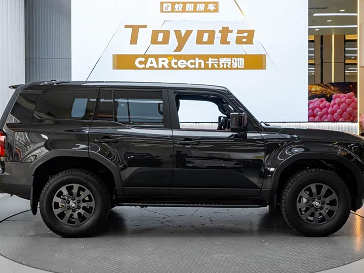 Toyota Prado, 2024 — фото 4 из 9