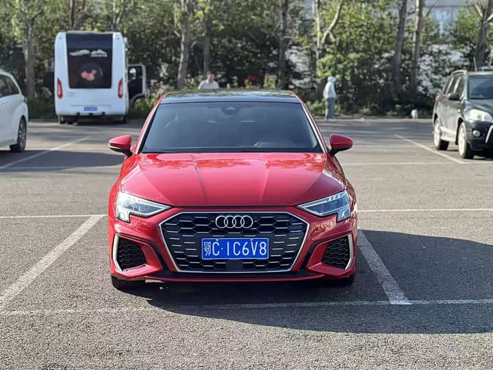Audi A3, 2022 — фото 2 из 9