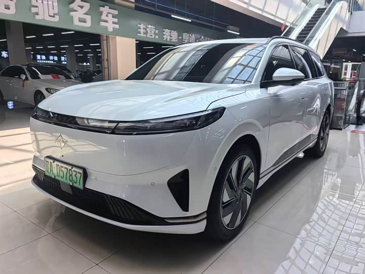 Dongfeng Yipai eπ 008, 2024 — купить в Москве под ключ