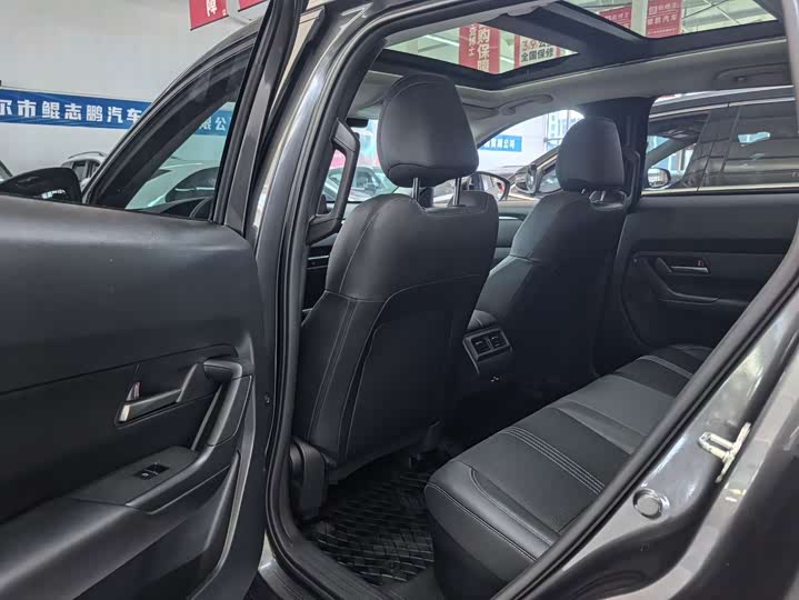 Mazda CX-50, 2023 — фото 8 из 9