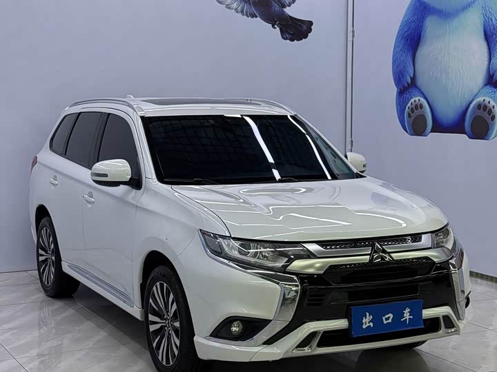 Mitsubishi Outlander, 2021 — фото 3 из 9