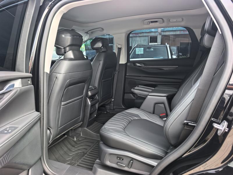 Ford Edge, 2026 — фото 8 из 10