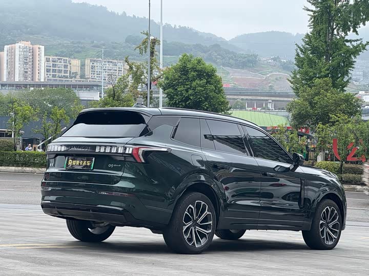Lynk & Co 09 EM-P Hybrid, 2023 — фото 6 из 9
