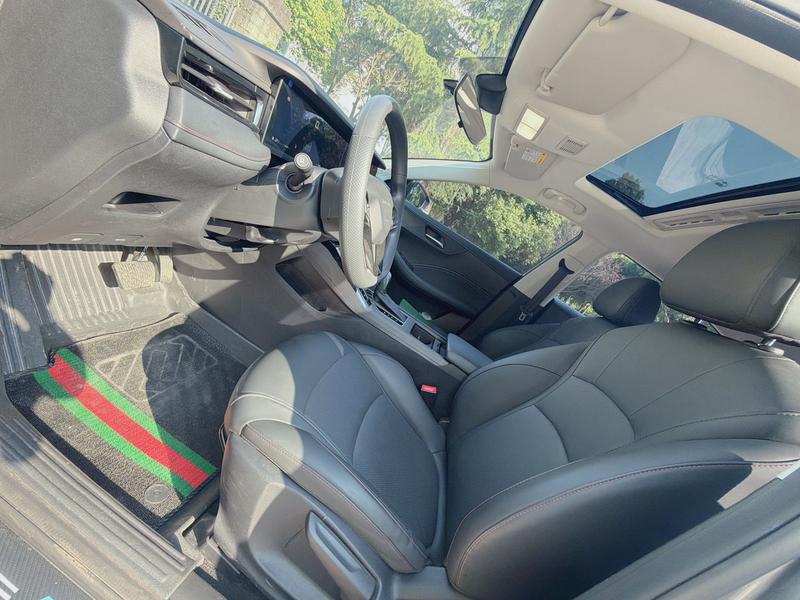 Roewe i5, 2025 — фото 9 из 12