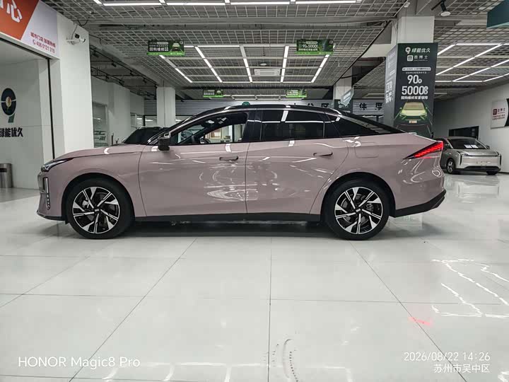 Geely Galaxy L6, 2024 — фото 5 из 9