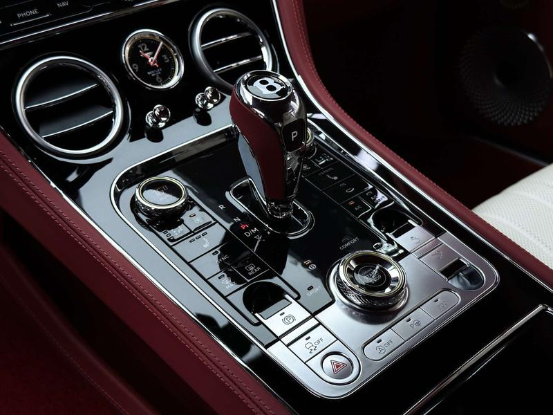 Bentley Continental GT, 2024 — фото 11 из 12