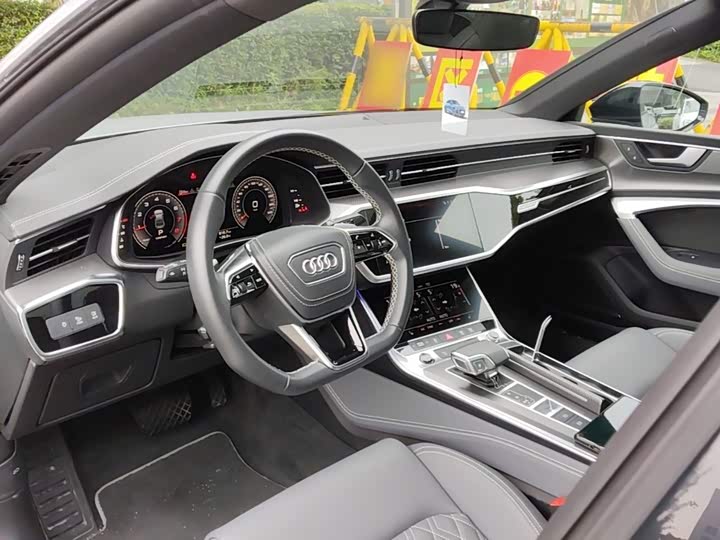 Audi A7L, 2025 — фото 6 из 9