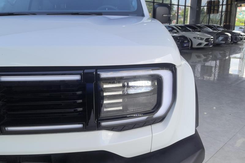 BAIC Beijing BJ40 Hybrid, 2025 — фото 4 из 12