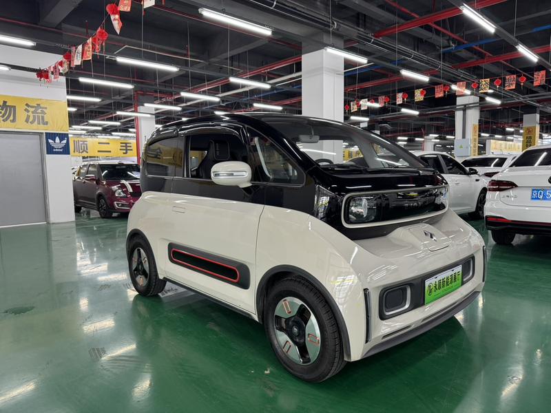 Baojun KiWi EV, 2022 — фото 3 из 11