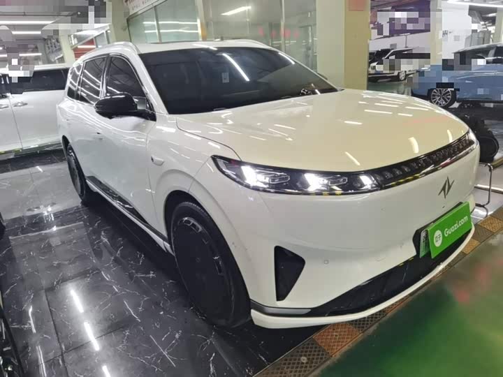 Dongfeng Yipai eπ 008, 2024 — фото 4 из 9