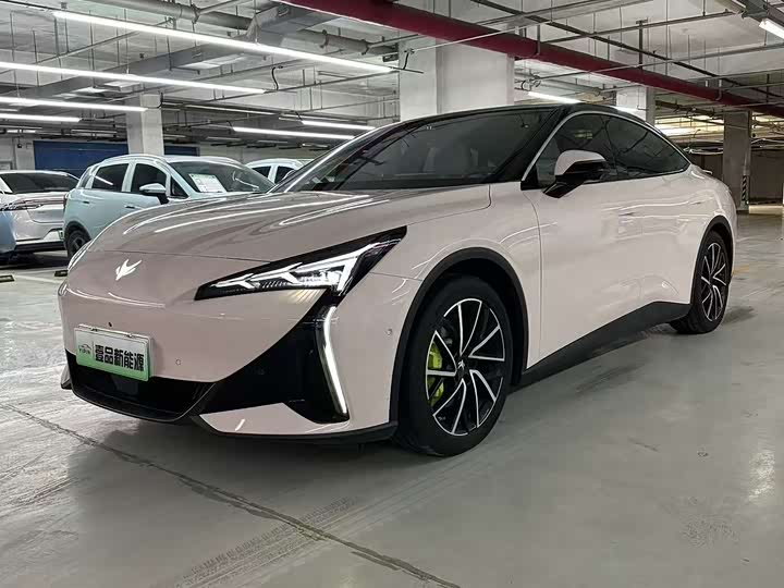 BAIC Arcfox Alpha S5, 2024 — купить в Кирове под ключ