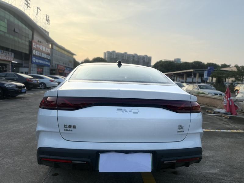 BYD Qin L, 2025 — фото 6 из 12