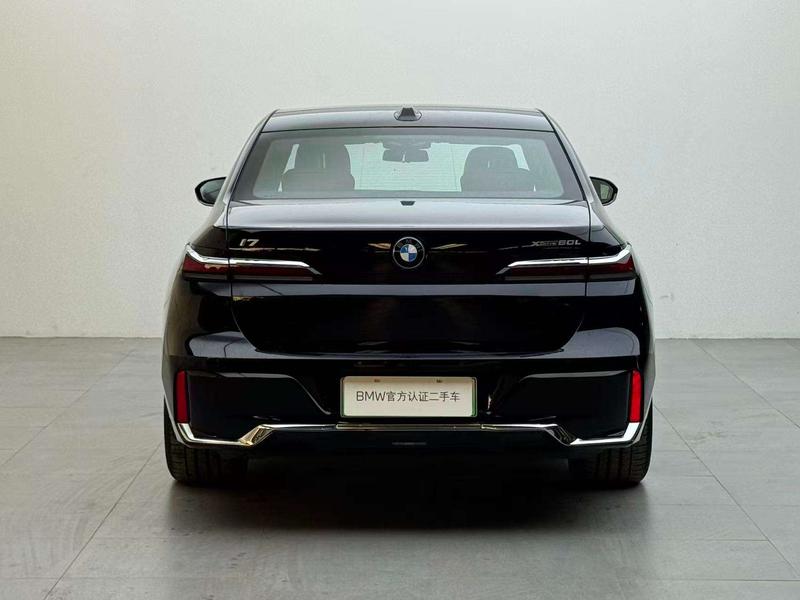 BMW i7, 2023 — фото 4 из 12