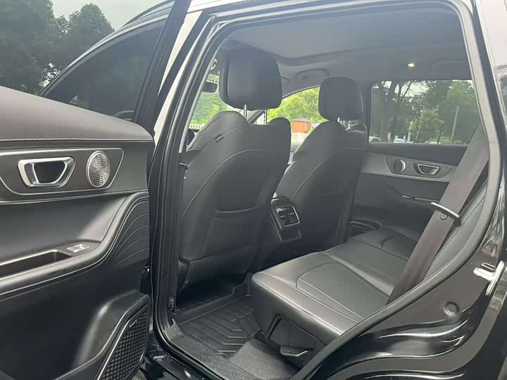 Chery Tiggo 8 Pro, 2022 — фото 6 из 9