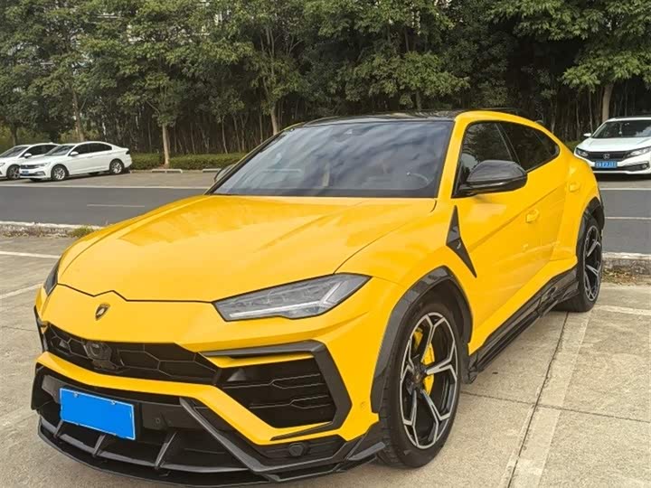 Lamborghini Urus, 2022 — купить в Самаре под ключ