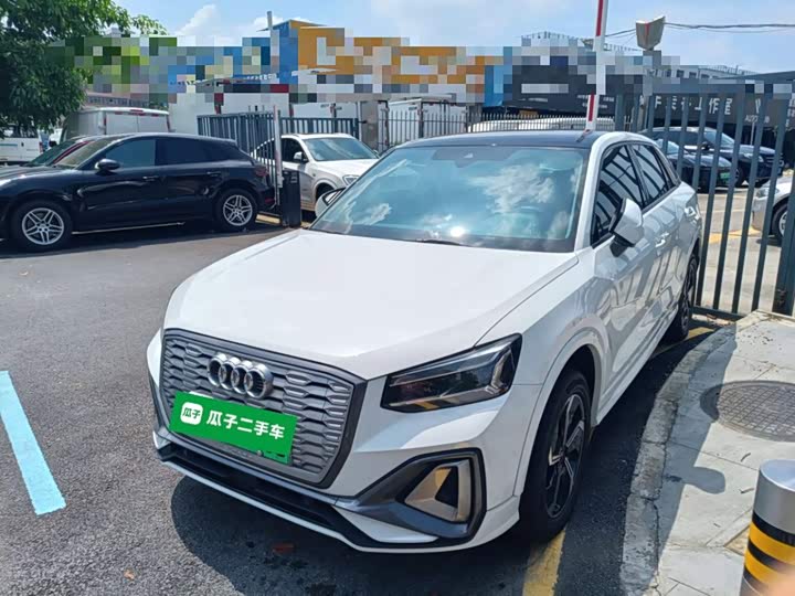 Audi Q2L e-tron, 2022 — фото 2 из 9