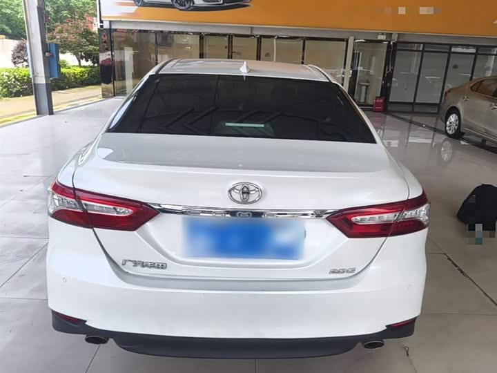 Toyota Camry, 2022 — фото 6 из 9