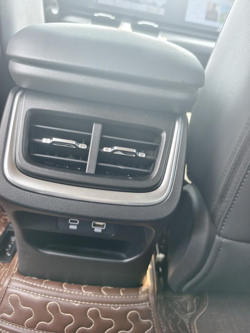 Haval Ruge Max, 2023 — фото 10 из 12